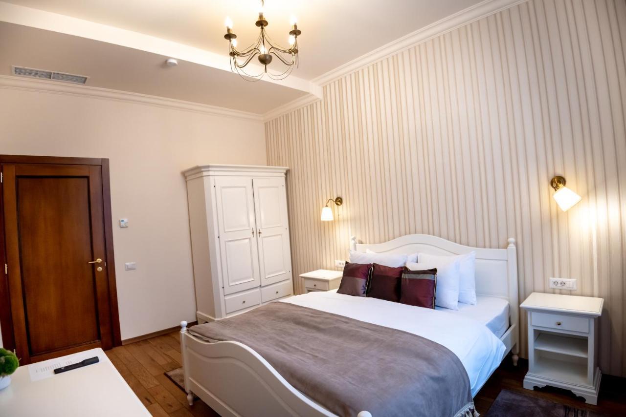 Ana Boutique Bed & Breakfast Alba Iulia Bagian luar foto