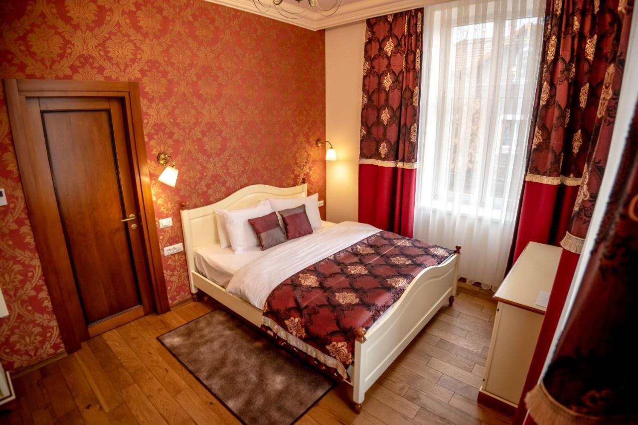 Ana Boutique Bed & Breakfast Alba Iulia Bagian luar foto