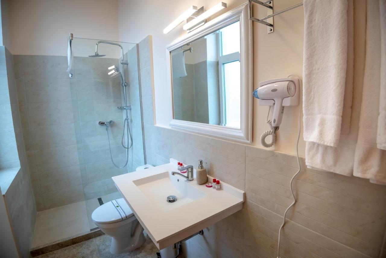 Ana Boutique Bed & Breakfast Alba Iulia Bagian luar foto