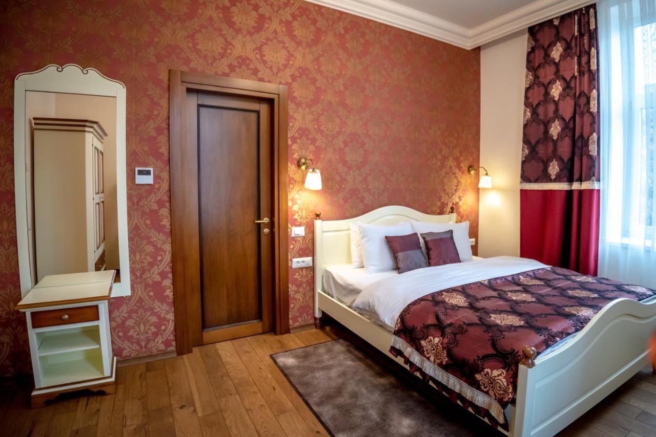 Ana Boutique Bed & Breakfast Alba Iulia Bagian luar foto