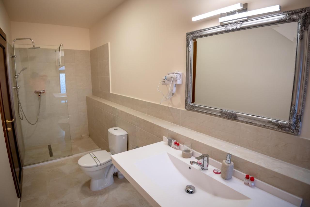 Ana Boutique Bed & Breakfast Alba Iulia Bagian luar foto