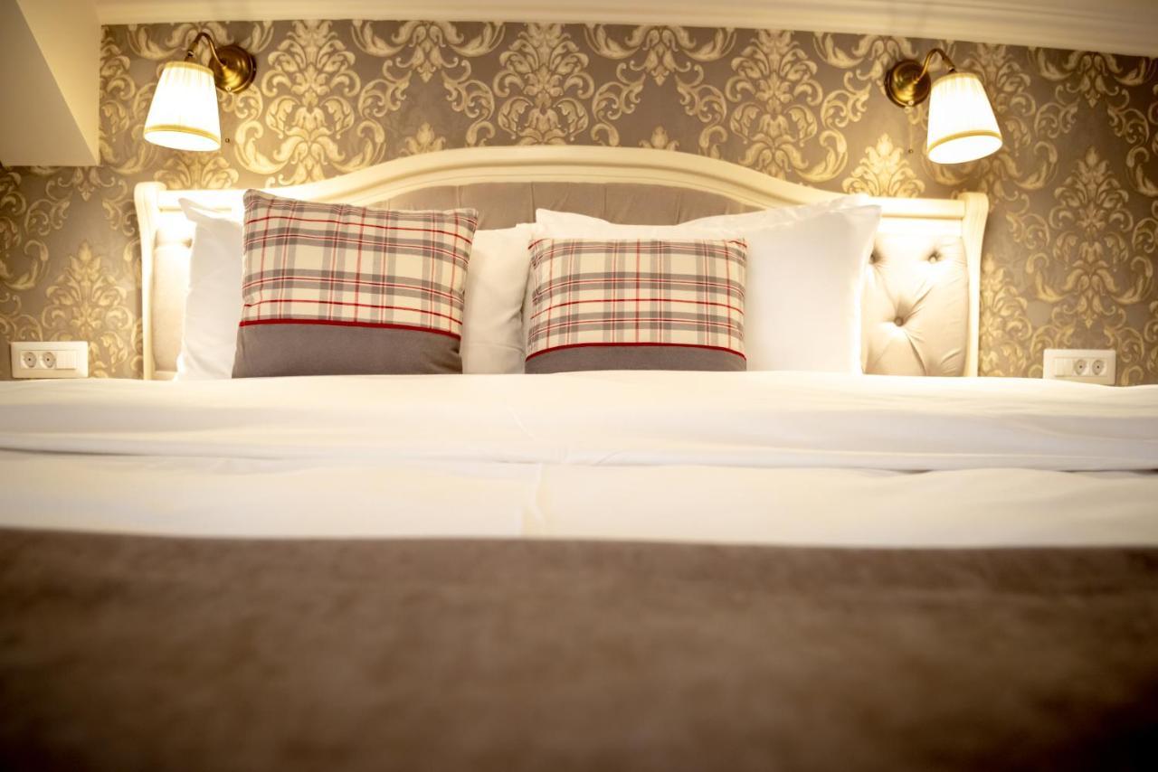 Ana Boutique Bed & Breakfast Alba Iulia Bagian luar foto